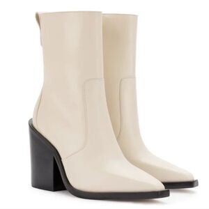 NEW Larroude Ivory Leather James Boot 7.5
